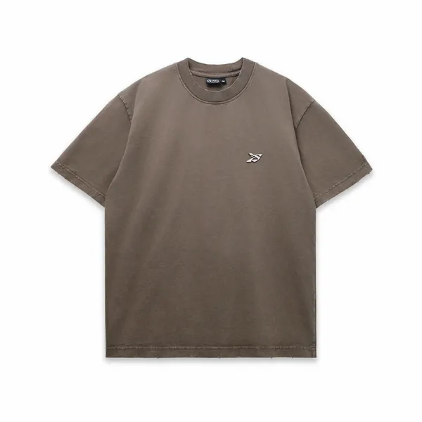 BADGE TEE - RUSTIC